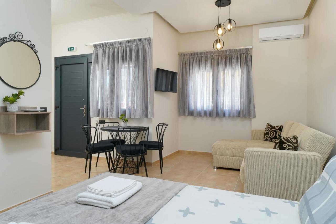 Giorgio Suites Asproválta Eksteriør bilde